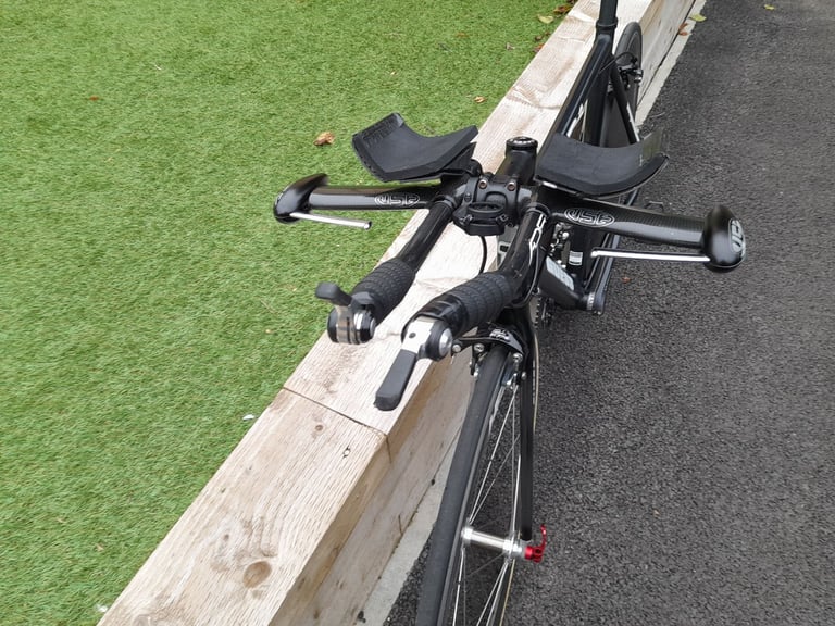 Guess RB1 Time Trial/ Triathlon Race Bike