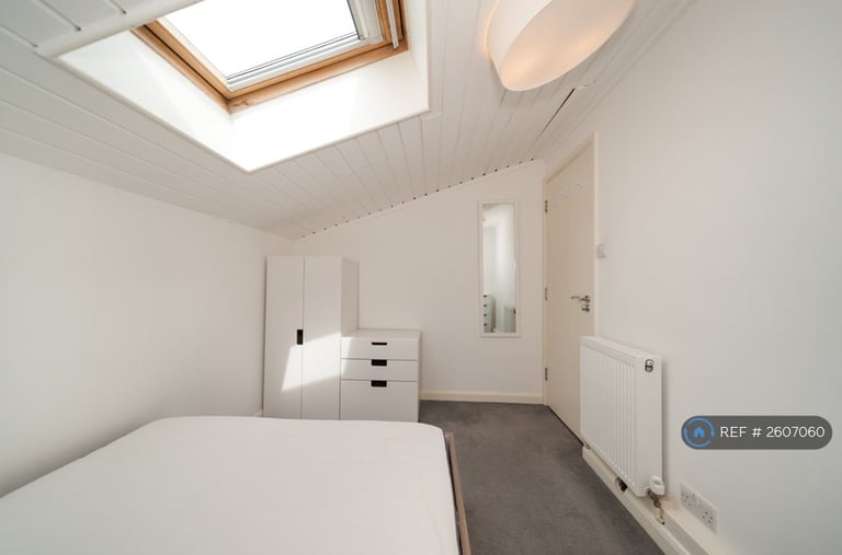 2 bedroom flat in Seaton Close, London, SE11 (2 bed) (#2607060)