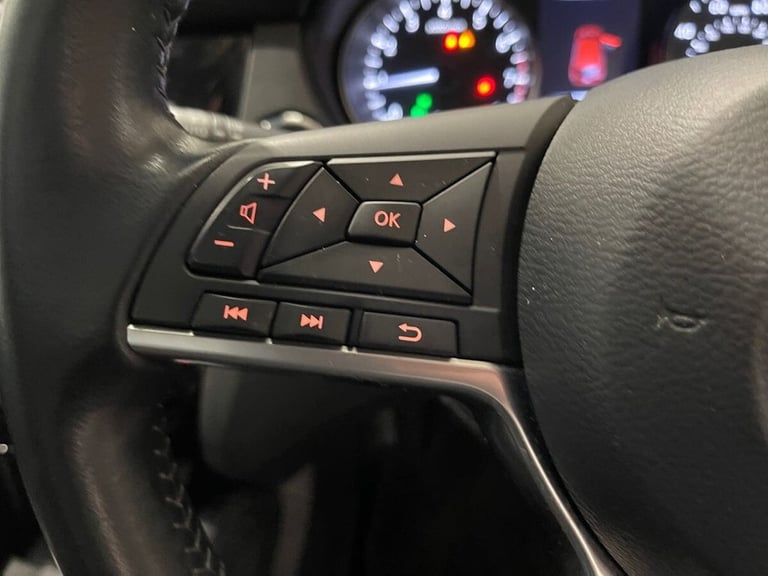 2018 Nissan Qashqai 1.2 DIG-T N-Connecta SUV 5dr Petrol Manual Euro 6 (s/s) (115 ps) HATCHBACK Pe...