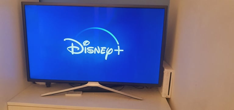 Smart Samsung 32inch Tv 