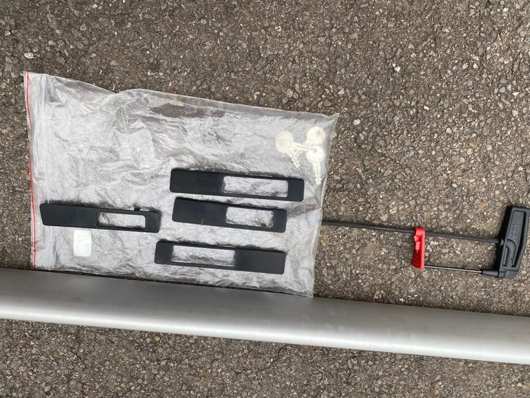 Toyota RAV 4 Roof Bars