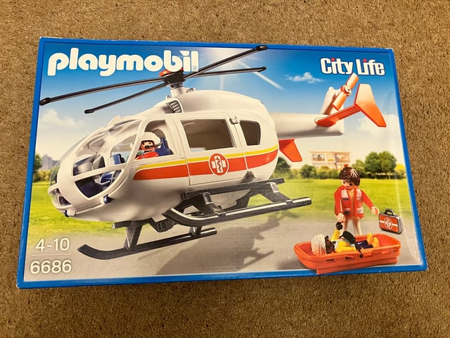 Retired Playmobil shops City Life 6686