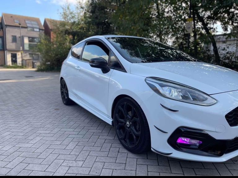 Ford, FIESTA, Hatchback, 2018, Manual, 998 (cc), 3 doors