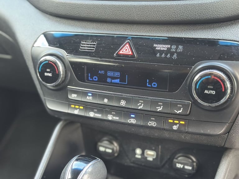 2018 Hyundai TUCSON 1.7 CRDi Blue Drive SE Nav SUV 5dr Diesel DCT Euro 6 (s/s) (141 ps) ESTATE Di...