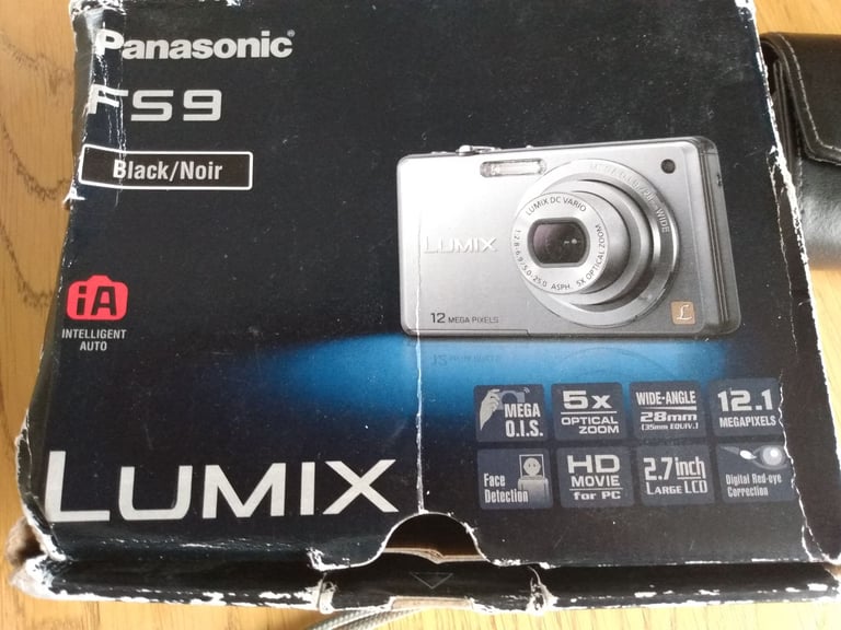 Panasonic FS5 Lumix camera