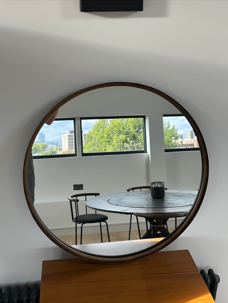 image for Round Mirror - Metal rim