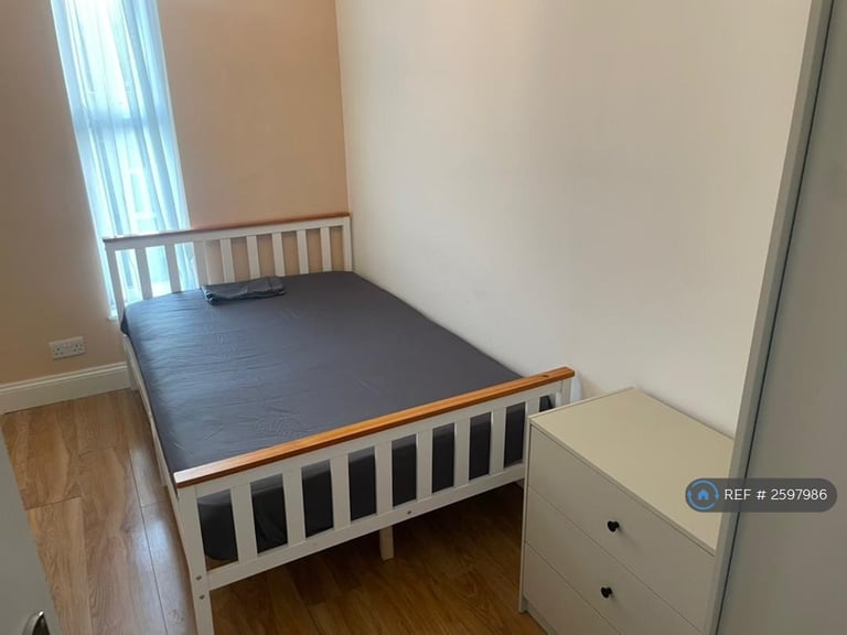 1 bedroom in Viola Close, Basildon, SS15 (#2597986)