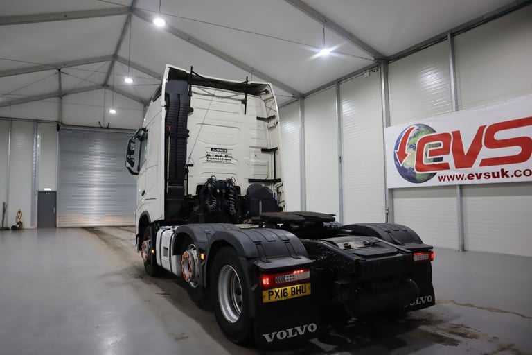2016 (16 PLATE) Volvo FH460 6x2 Euro 6 Tractor Units