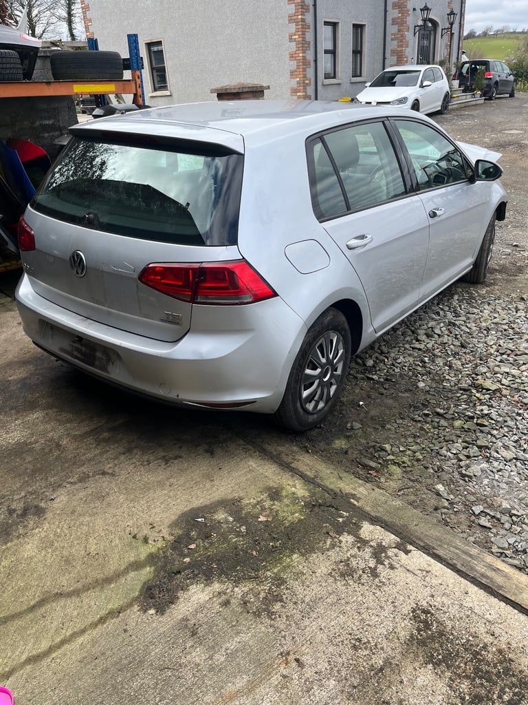 Vw Golf breaking for parts
