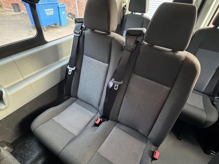 2015 Ford Transit 2.2 TDCi 460 Minibus 5dr Manual L4 H3 (17 seats) NA Diesel Manual