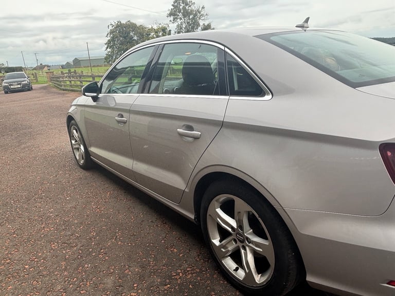 Audi, A3, Saloon, 2014, Manual, 1968 (cc), 4 doors