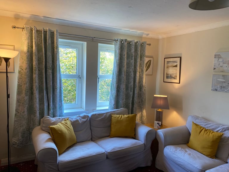 2 Bedroom Flat For Rent Immediately In Morningside