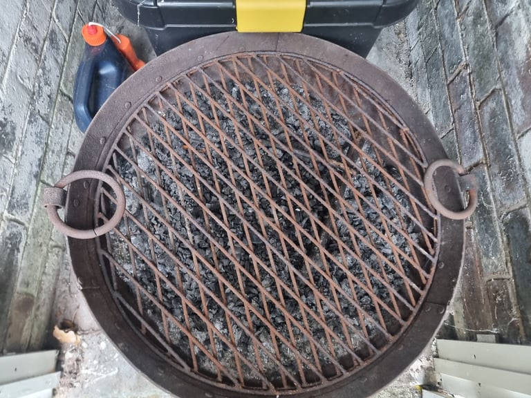 🔥 Rustic Kadai Fire Bowl / BBQ Grill – 60cm 🔥