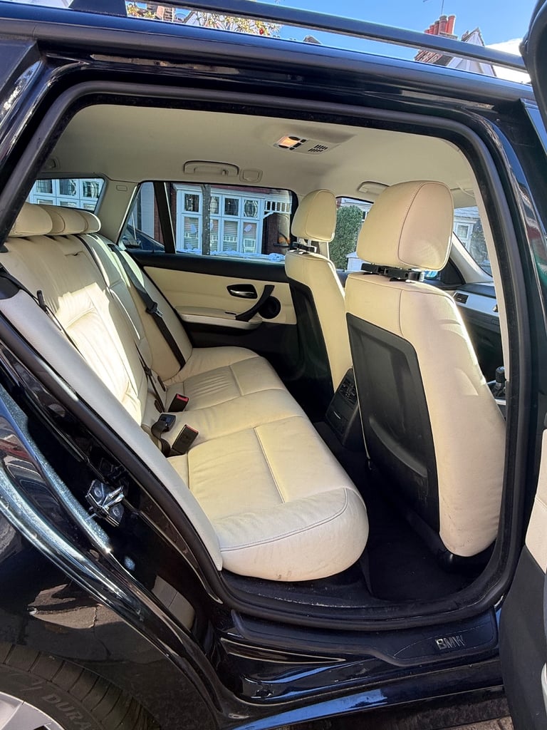 BMW, 3 SERIES, Estate, 2008, Manual, 1995 (cc), 5 doors