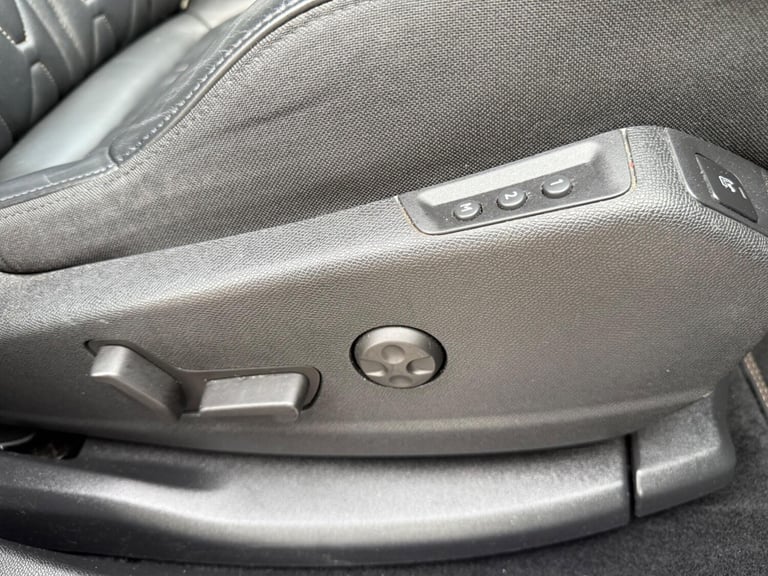 2020 Peugeot 3008 1.6 Hybrid4 300 GT 5dr e-EAT8 HATCHBACK PETROL/ELECTRIC Automatic