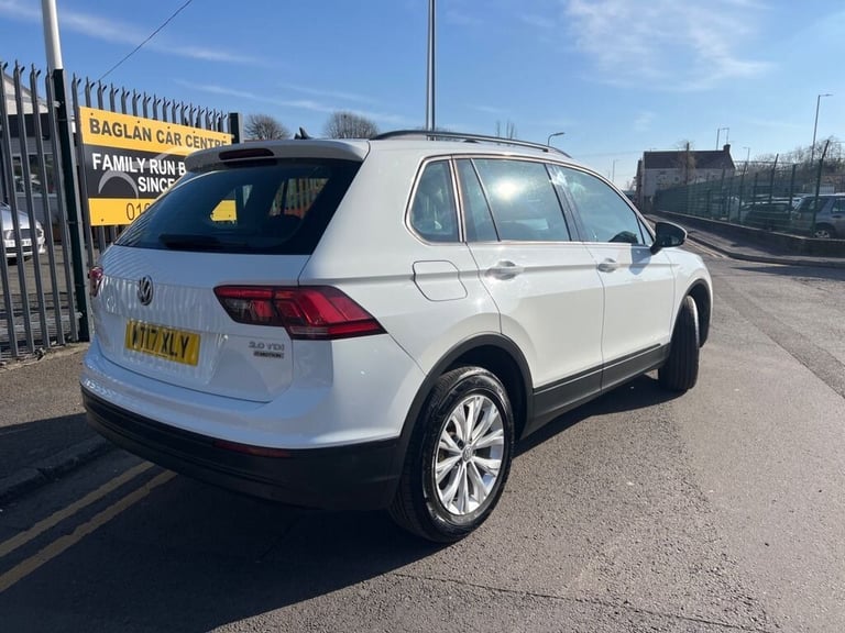 2017 Volkswagen Tiguan 2.0 TDI S SUV 5dr Diesel DSG 4Motion Euro 6 (s/s) (150 ps) ESTATE Diesel A...