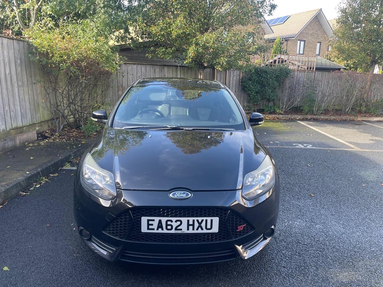 Ford, FOCUS, Hatchback, 2012, Manual, 1999 (cc), 5 doors