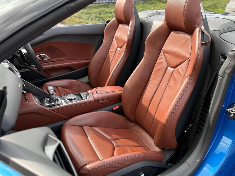 Audi R8 5.2 FSI V10 Spyder S Tronic quattro Euro 6 (s/s) 2dr