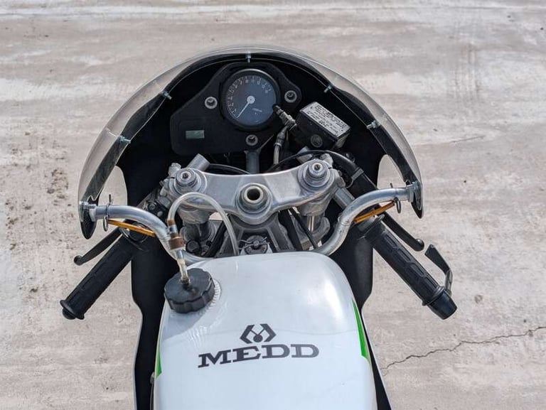  Honda RS125RF Manual