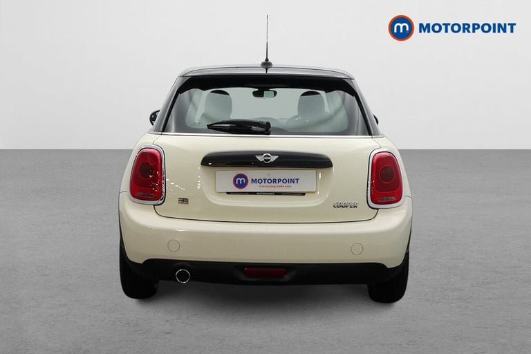 2016 MINI Hatch 1.5 Cooper 5dr Hatchback Petrol Manual