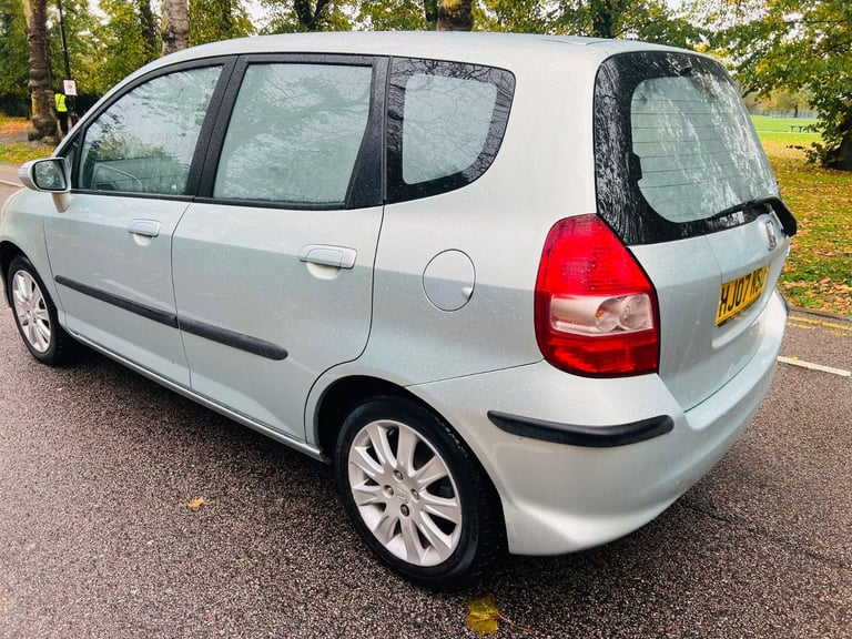 HONDA JAZZ YEAR 2007, FULLY AUTOMATIC 1.4, LOW MILEAGE, GOOD CONDITION, LADY OWNER