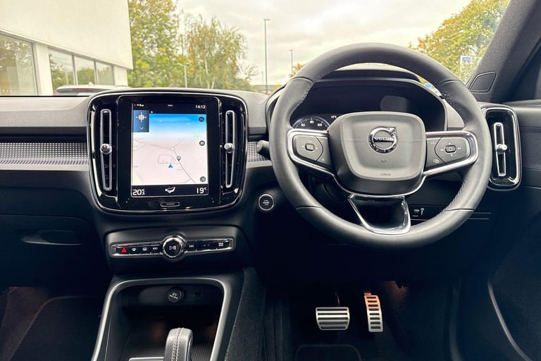 2021 Volvo XC40 1.5 T3 R-Design SUV 5dr Petrol Auto Euro 6 (s/s) (163 ps) ESTATE Petrol Automatic