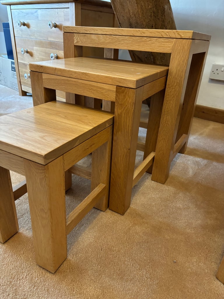image for Oak Furniture Land 3 table nest coffee table bedside 2 yrs old Excellent Condition 