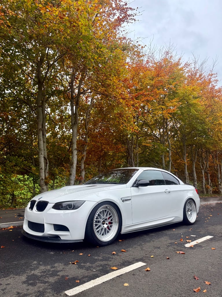 2010 BMW M3 DCT V8 E93 CONVERTIBLE ALPINE WHITE FOX RED