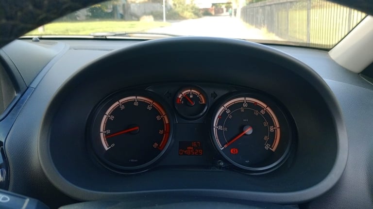2014 Vauxhall Corsa 1.2 Excite 3dr [AC] *1 OWNER* 12 MTH MOT* ONLY 48000 MILES HATCHBACK Petrol M...
