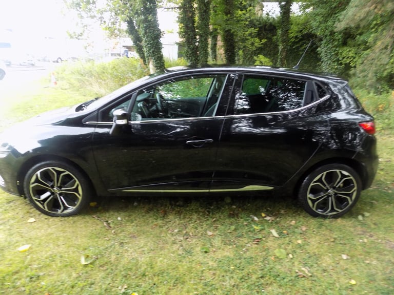 2018 Renault Clio 0.9 TCE 75 Iconic 5dr HATCHBACK Petrol Manual