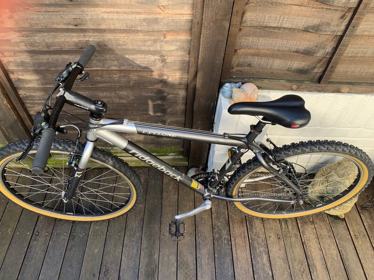 Retro Ridgeback Cyclone 26” Wheel Mountain Bike (Fully Serviced) 