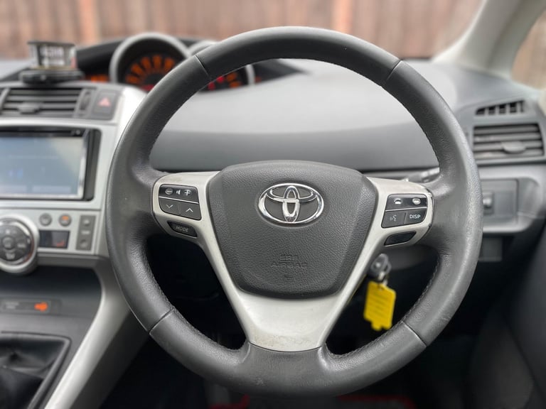 2010 Toyota Verso 2.0 D-4D TR Euro 5 5dr MPV Diesel Manual