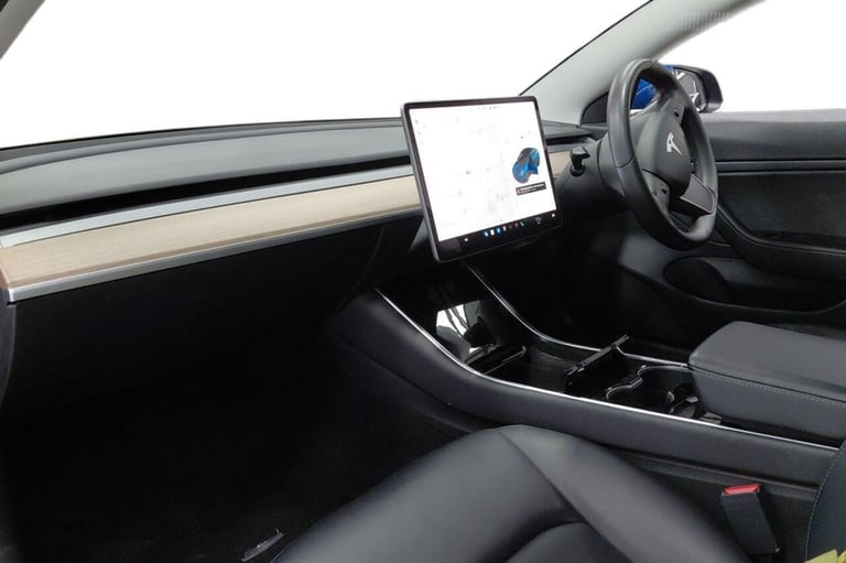 2020 70 TESLA MODEL 3 STANDARD RANGE PLUS SALOON 4DR ELECTRIC AUTO RWD (241 BHP)