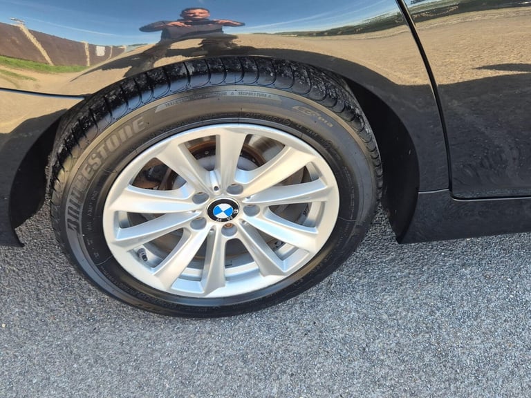 2015 BMW 5 Series 2.0 520i SE Auto Euro 6 (s/s) 4dr SALOON Petrol Automatic