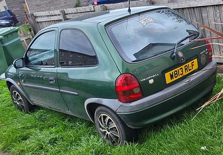 Vauxhall, CORSA, low mileage Hatchback, 2000, Manual, 1199 (cc), 3 doors