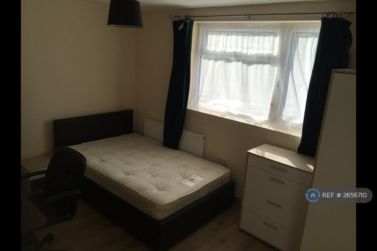 5 bedroom house in Freeburn Causeway, Coventry, CV4 (5 bed) (#2656710)