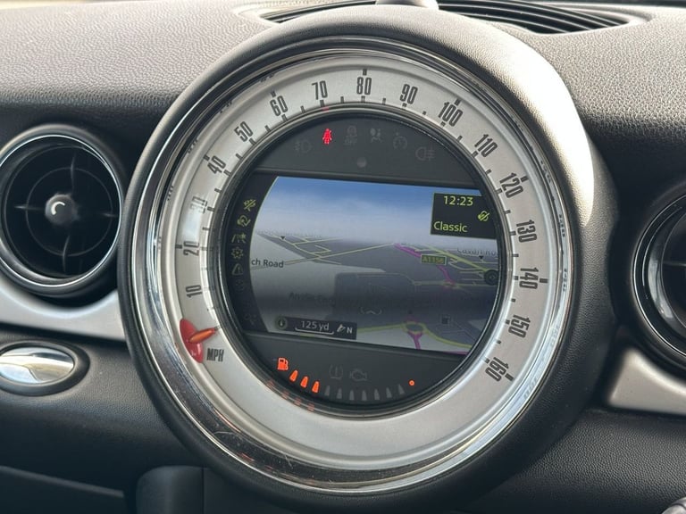 2012 MINI Clubman 1.6 Cooper 5dr ESTATE PETROL Manual