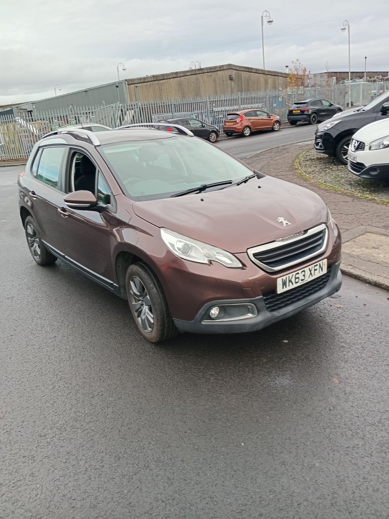 Peugeot, 2008, Hatchback, 2014, Manual, 1199 (cc), 5 doors