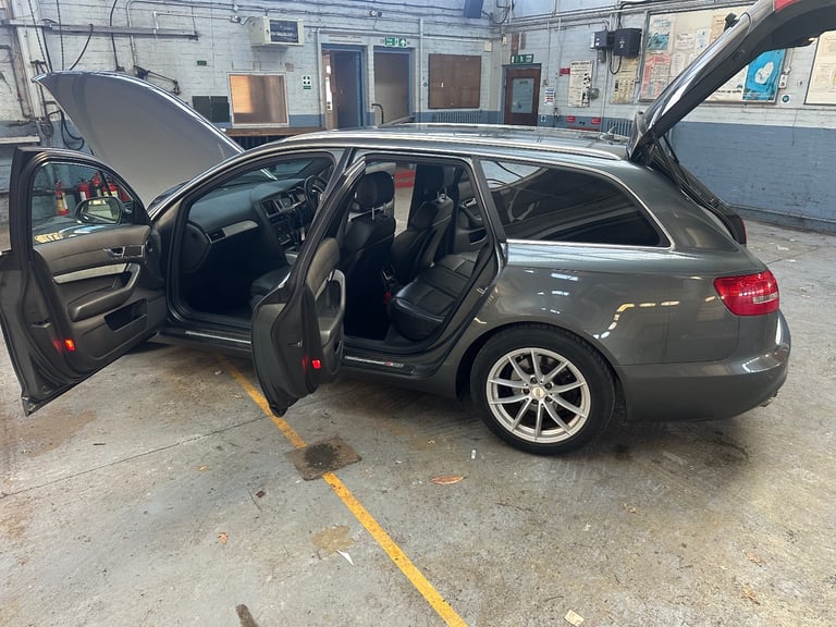 Audi A6 Avant 2011 Semi-Auto Diesel Quattro