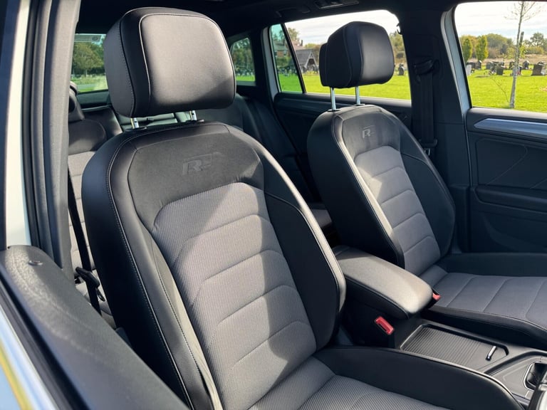 2017 Volkswagen Tiguan 2.0 TDi 150 R-Line 5dr ESTATE DIESEL Manual