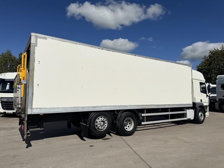 2020 DAF CF 340 6X2 BOX 