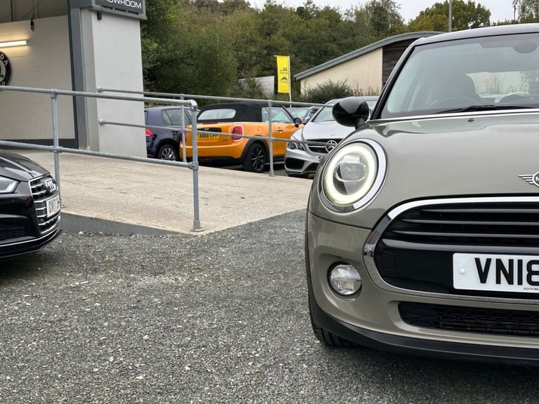 2018 MINI Hatch 1.5 Cooper Hatchback 5dr Petrol Manual Euro 6 (s/s) (136 ps) Hatchback Petrol Manual