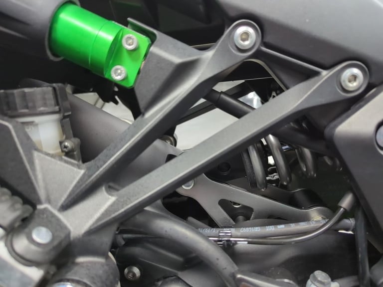 KAWASAKI Z1000SX
