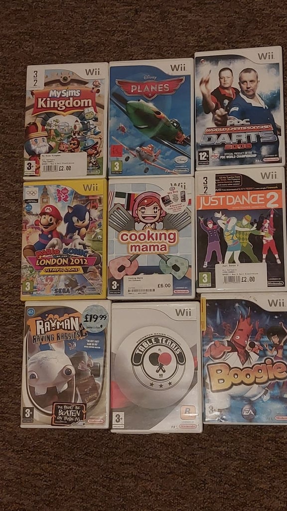 Nintendo wii set   (B)