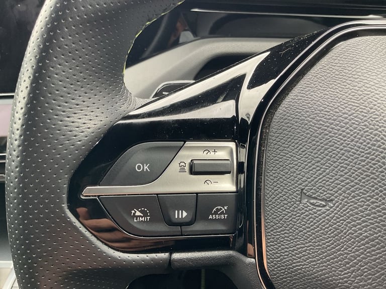  Peugeot 308 SW SW ESTATE PEUGEOT 308 SW ESTATE 1.2 PURE TECH GT Petrol