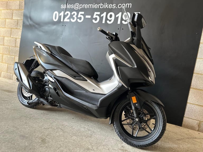 GORGEOUS ONE OWNER 2021/21 HONDA FORZA 350 MOTORCYCLE 