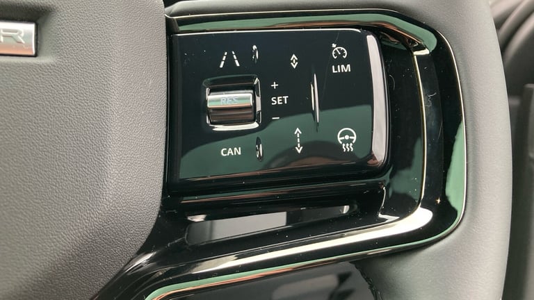 2025 Land Rover Range Rover Evoque 2.0 D200 Dynamic SE 5dr Auto Diesel Hatchback Hatchback Diesel...