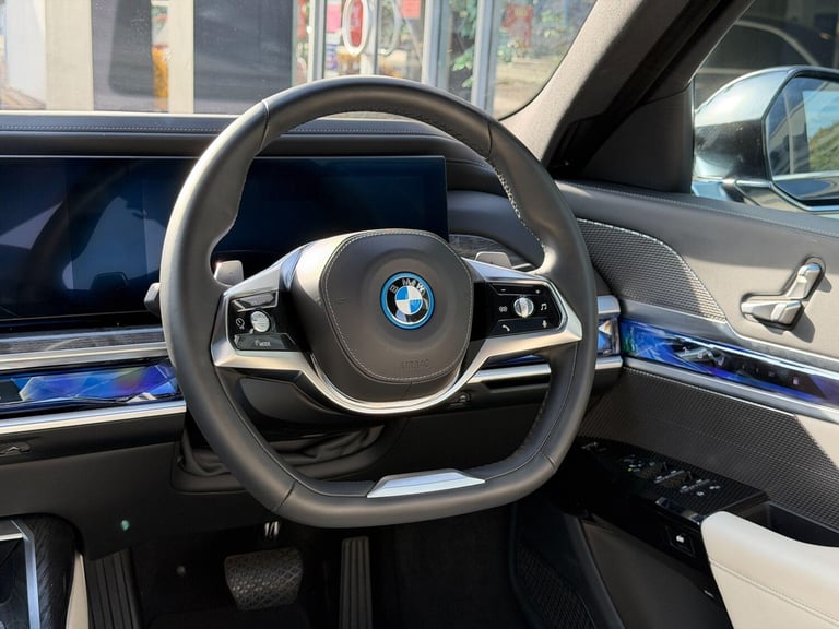 2025 BMW 7 Series 3.0 750e 22.1kWh Excellence Saloon 4dr Petrol Plug-in Hybrid Auto xDrive Eu SAL...