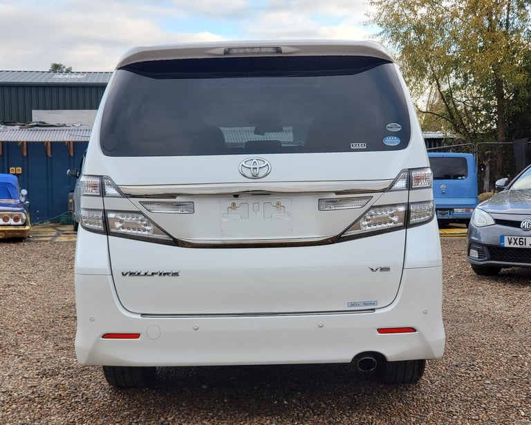 FRESH IMPORT 2012 TOYOTA VELLFIRE ALPHARD 3.5 V6 8 SEATER AUTOMATIC ULEZ FREE