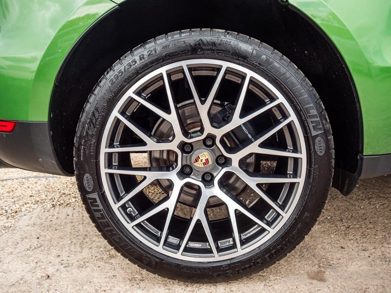  Porsche Macan 2.0T PDK 4WD Euro 6 (s/s) 5dr Petrol Automatic